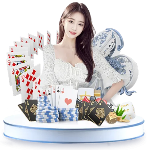 Bàn chơi Poker với chip và bài